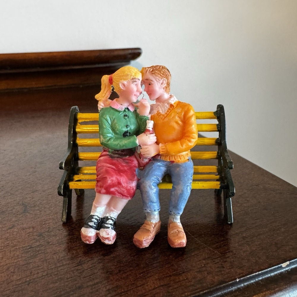 2" Couple On A Park Bench People Lovers - Girl Holding Her Eyeglasses -